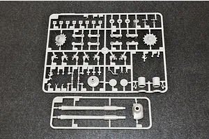 Trumpeter 1/35 Soviet T-10A Heavy Tank Scaled Plastic Model Kit image 27821