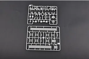 Trumpeter 1/35 Soviet 1975 T-64B Tank Scaled Plastic Model Kit image 27854