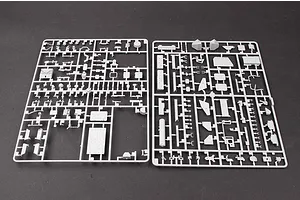 Trumpeter 1/35 LAV-III Armoured Vehicle Scaled Plastic Model Kit image 28019