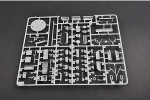 Trumpeter 1/35 Russian BTR-60PB Upgraded Armoured Personnel Carrier Vehicle Scaled Plastic Model Kit image 28184
