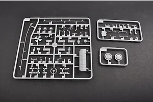 Trumpeter 1/35 Russian BTR-60PB Upgraded Armoured Personnel Carrier Vehicle Scaled Plastic Model Kit image 28186