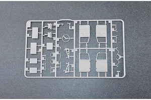 Trumpeter 1/35 Russian BM-21 Grad Multiple Rocket Launcher Truck (Late Version) Scaled Plastic Model Kit image 28216