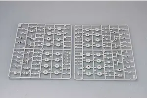 Trumpeter 1/35 German 10.5cm Geschutzwagen IVB (Sd.Kfz. 165/1) Tank Scaled Plastic Model Kit image 28272