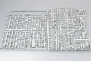 Trumpeter 1/35 German 17cm Kanone 18 Heavy Howitzer Scaled Plastic Model Kit image 28342