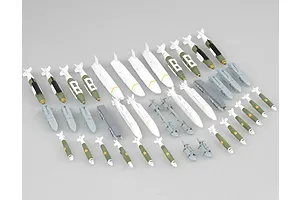 Trumpeter 1/32 US Aircraft Smart Bombs Weapons Set image 28486
