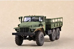 Trumpeter 1/35 Russian 4.5 Ton 6x6 URAL-375D Truck Scaled Plastic Model Kit image 28540