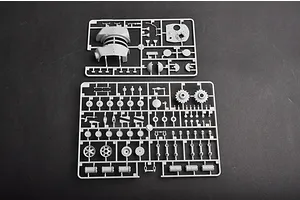 Trumpeter 1/35 Soviet KV-1S Heavy Tank Scaled Plastic Model Kit image 28642