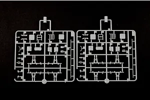 Trumpeter 1/35 Russian BTR-60P Upgraded Armoured Personnel Carrier Vehicle Scaled Plastic Model Kit image 28755