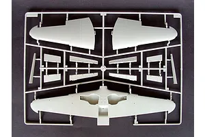 Trumpeter 1/32 Mikoyan-Gurevich MiG-3 Fighter Scaled Plastic Model Kit image 28810