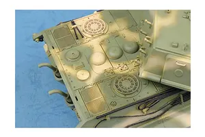 Trumpeter 1/35 German E-75 (75-100 Tons) Standardpanzer Tank Scaled Plastic Model Kit image 28826