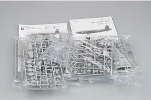 Trumpeter 1/72 British Vickers Wellington Mk.X Bomber Scaled Plastic Model Kit image 28996