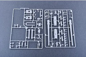 Trumpeter 1/35 Soviet Br-2 152mm Gun M1935 Self-Propelled Gun Scaled Plastic Model Kit image 29100