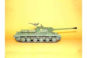 A side-profile view of a 1/35 scale Russian IS-3M heavy tank plastic model, painted in olive green with the number 131 on the turret.