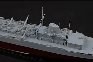 Trumpeter 1/700 Italian RN Roma 1943 Battleship Plastic Model Kit image 29637