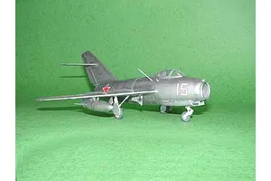 Trumpeter 1/48 Mikoyan Gurevich MiG-15 Bis Fagot-B Jet Scaled Plastic Model Kit image 29717