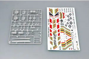 Trumpeter 1/72 North American F-100C Super Sabre Fighter Jet Scaled Plastic Model Kit image 29995