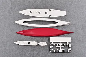 Trumpeter 1/700 HMS Dreadnought 1907 Battleship Plastic Model Kit image 30320