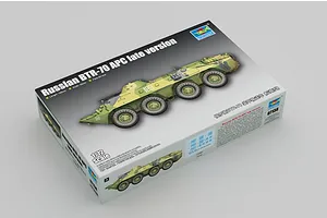 Trumpeter 1/72 Russian BTR-70 APC (Late Version) Armoured Personnel Carrier Scaled Plastic Model Kit image 30624