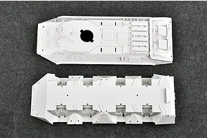 Trumpeter 1/72 Russian BTR-70 APC (Early Version) Armoured Personnel Carrier Scaled Plastic Model Kit image 30641
