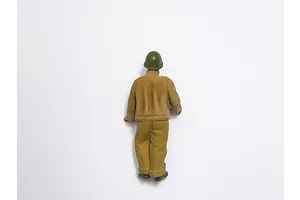 Trumpeter 1/35 USN WWII LCN Crew Scaled Plastic Model Kit image 30763