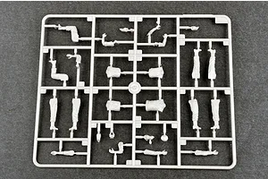 Trumpeter 1/35 Iraqi Tank Crew Scaled Plastic Model Kit image 30874