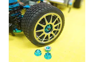 Yeah Racing 4mm Red Aluminium Flanged Serrated Nuts 4Pcs image 32058