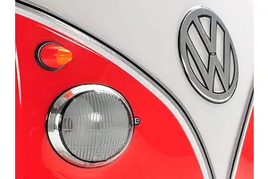 Tamiya M-06 Volkswagen Type 2 T1 RC Van Electric 2WD 1/10 Scale Kit - Red and White image 39608