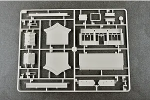 Trumpeter 1/100 Courtyard House (Beijing Siheyuan) Scaled Plastic Model Kit image 41084