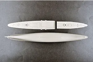 Trumpeter 1/350 Italian Fiume Heavy Cruiser Plastic Model Kit image 41116