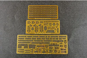 Trumpeter 1/350 Italian Fiume Heavy Cruiser Plastic Model Kit image 41119