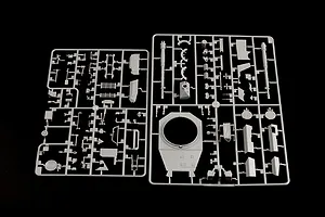 Trumpeter 1/35 B1 Centauro AFV (Early Version) 2nd Series Armoured Car w/ Upgrades Scaled Plastic Model Kit image 41153