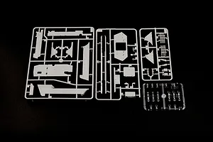 Trumpeter 1/35 B1 Centauro AFV (Early Version) 2nd Series Armoured Car w/ Upgrades Scaled Plastic Model Kit image 41156