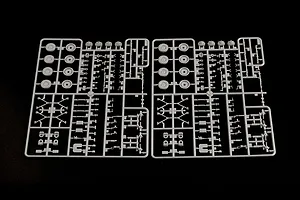 Trumpeter 1/35 B1 Centauro AFV (Early Version) 2nd Series Armoured Car w/ Upgrades Scaled Plastic Model Kit image 41158