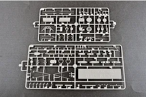 Trumpeter 1/350 HMS Kent Frigate Plastic Model Kit image 41224