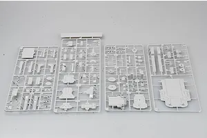 Trumpeter 1/350 Russian Admiral Lazarev (Ex-Frunze) Battlecruiser Plastic Model Kit image 41238