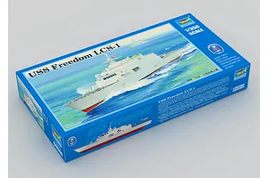 Trumpeter 1/350 USS Freedom LCS-1 Plastic Model Kit image 41309