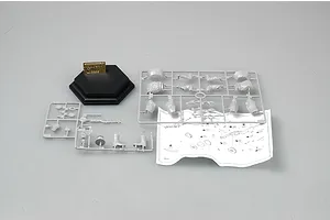 Trumpeter 1/16 WWII Soviet Officer (Vol.2) Scaled Plastic Model Kit image 41390