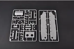 Trumpeter 1/35 Soviet KV-122 Heavy Tank Scaled Plastic Model Kit image 41414
