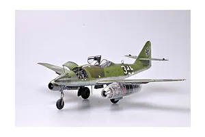 Trumpeter 1/32 Messerschmitt Me 262 A-1a w/ R4M Rockets Fighter Jet Scaled Plastic Model Kit image 44073