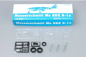 Trumpeter 1/32 Messerschmitt Me 262 A-1a w/ R4M Rockets Fighter Jet Scaled Plastic Model Kit image 44075
