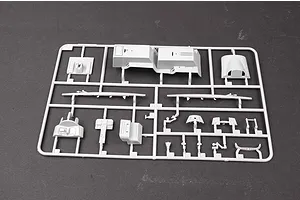 Trumpeter 1/32 F/A-18F Super Hornet Fighter Jet Scaled Plastic Model Kit image 44095