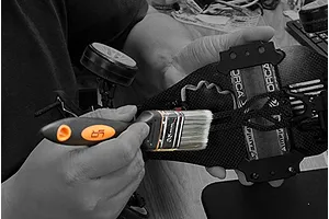 Yeah Racing Small 25mm Cleaning Brush image 44487