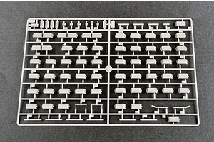 Trumpeter 1/16 Russian T-72B1 w/ Kontakt-1 Reactive Armor Main Battle Tank Scaled Plastic Model Kit image 44752