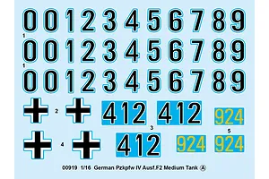 Trumpeter 1/16 German Pzkpfw IV Ausf.F2 Medium Tank Scaled Plastic Model Kit image 44791