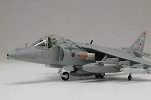 Airfix 1/72 Harrier Gr9 Attack Aircraft Scaled Plastic Model Kit Large Starter Set image 2