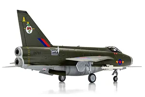 Airfix 1/72 English Electric Lightning F2A Fighter Scaled Plastic Model Kit Large Starter Set image 46578