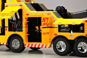 Tamiya FH16 Volvo Globetrotter RC Tow Truck Electric 8X4 1/14 Scale Kit image 47223