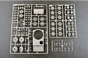 Trumpeter 1/35 Soviet SMK Heavy Tank Scaled Plastic Model Kit image 49567