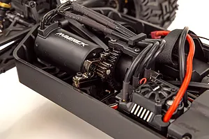 Maverick Quantum+ XT Flux RC Truggy Electric Brushless 4WD 1/10 Scale RTR - Blue image 49869