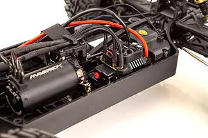 Maverick Quantum+ XT Flux RC Truggy Electric Brushless 4WD 1/10 Scale RTR - Blue image 49870